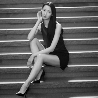 女性モデルの宣材